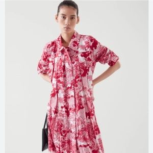 Cos Year of the Tiger Capsule Pleated Midi Dress/ Size 6 NWT